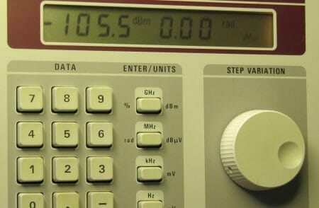 Noise floor for signal retrieval