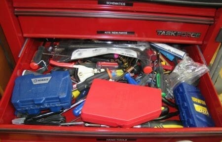 Medium tools in roll around